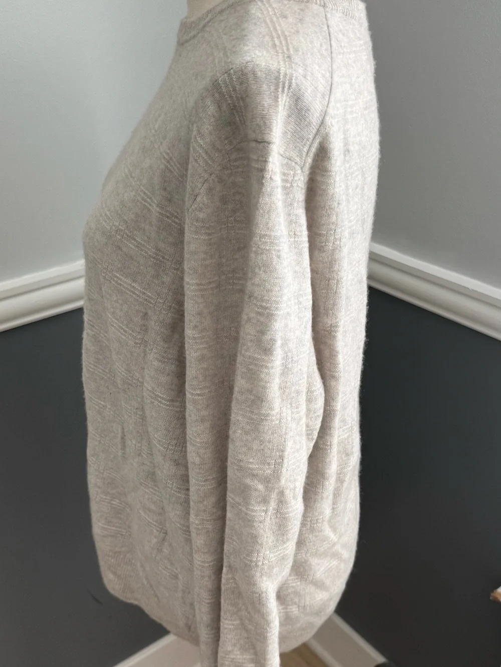 Christian Lacroix 100% 2-PLY CASHMERE Men’s Sweater Size Large
